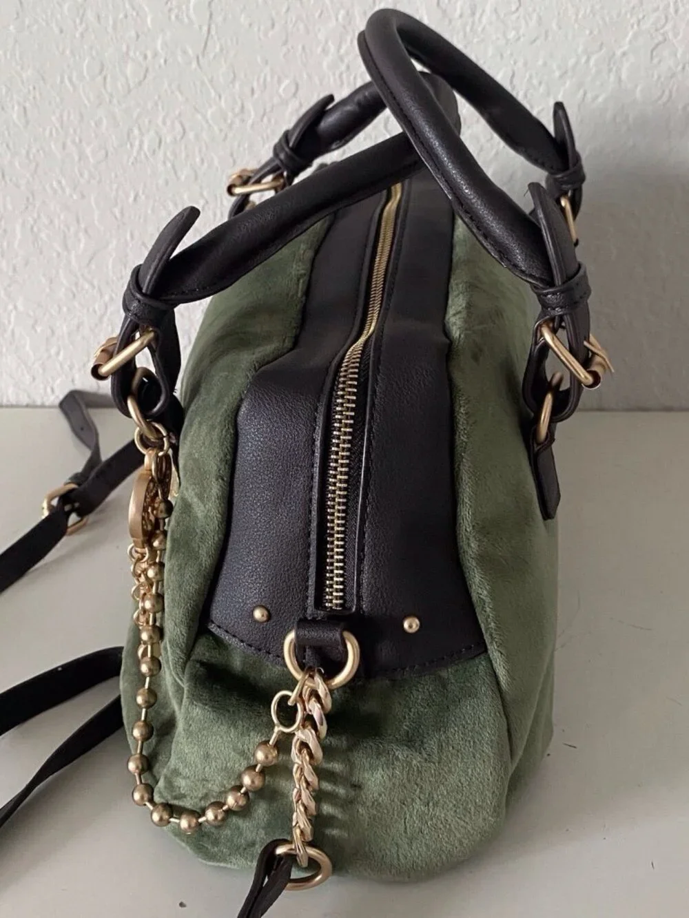 Juicy Couture The Key To Juicy Satchel Crossbody Super Greens Velvet Charm NEW
